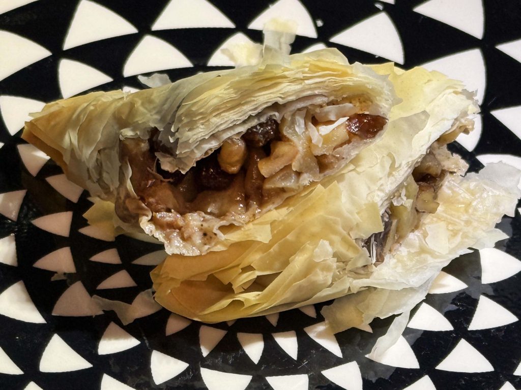 crispy apple phyllo triangles with raisins and walnuts